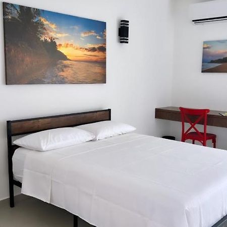 Red Flamboyan Guesthouse And Restaurant Rincon Luaran gambar