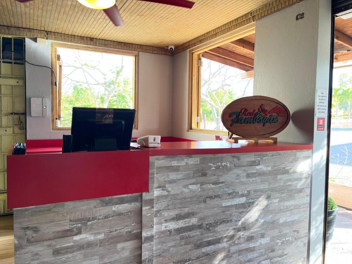Red Flamboyan Guesthouse And Restaurant Rincon Luaran gambar
